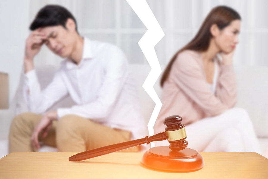 攝圖網(wǎng)_500914875_banner_決定離婚的夫妻（非企業(yè)商用）.jpg